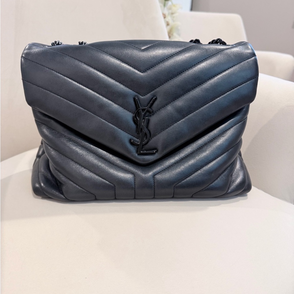 Yves Saint Laurent Black Leather Quilted Shoulder Bag